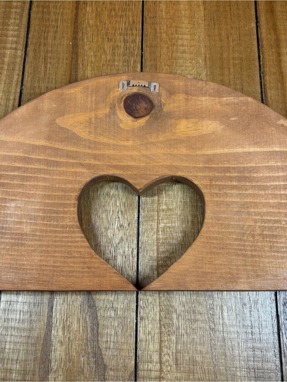 Rustic Heart Wall Decor with White & Blue Goose Motifs